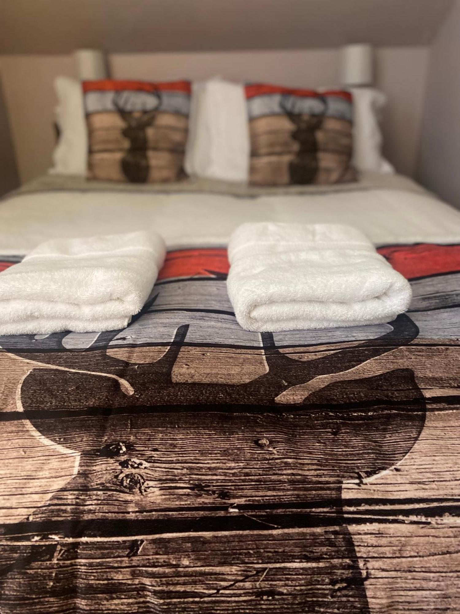 Blue Spruce Bed And Breakfast Muskoka Gravenhurst Exteriér fotografie
